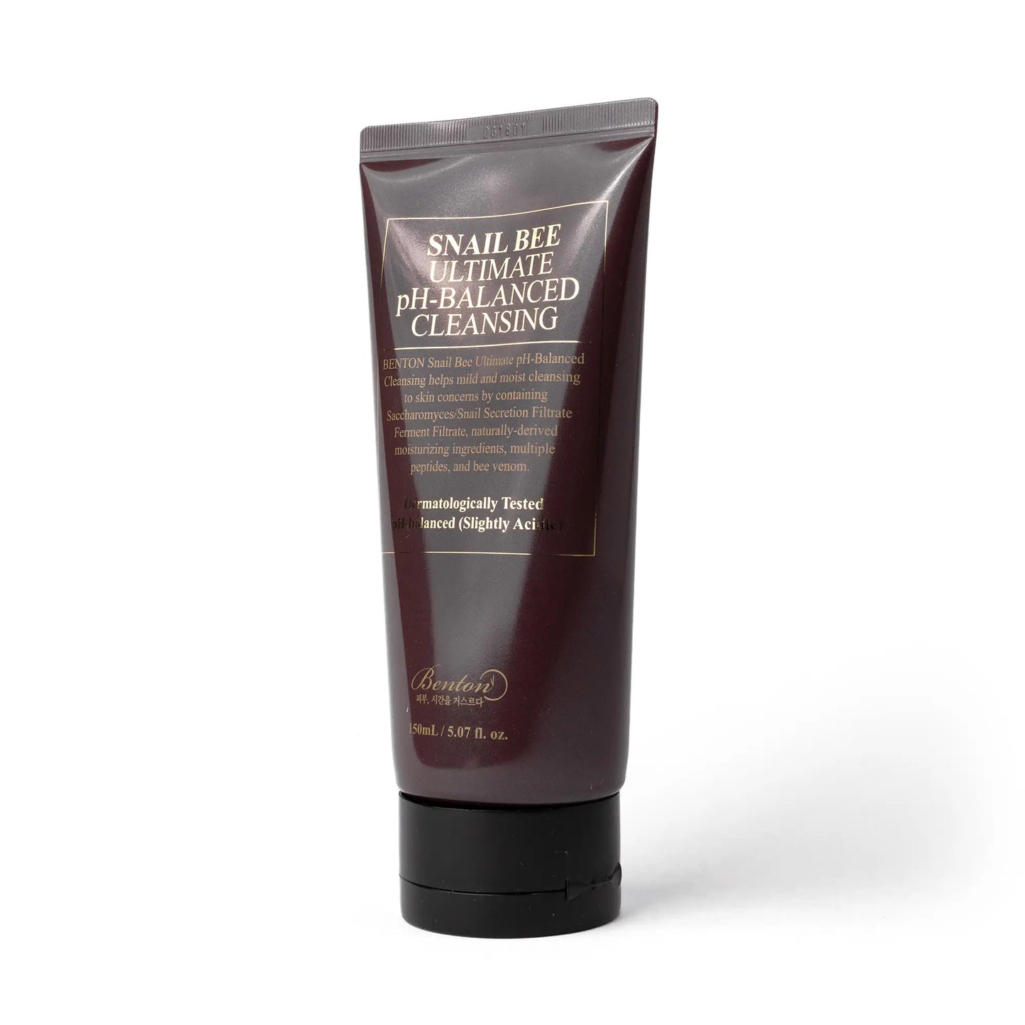 Spuma de curatare cu mucina de melc si venin de albine Snail Bee Ultimate pH-Balanced Cleansing 150ml